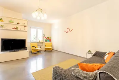 Image de Appartement à Milan avec 2 chambres à coucher, 5 couchages
