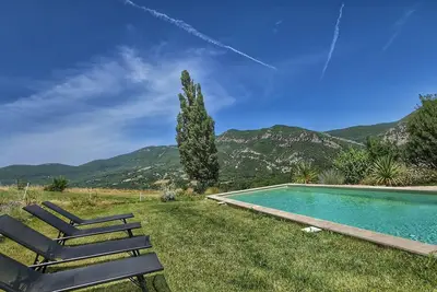 Image de Superbe mas avec vue imprenable au calme et sans vis à vis