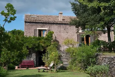Image de Palmento Monterosso: A 17th-Century Country House Near Mount Etna