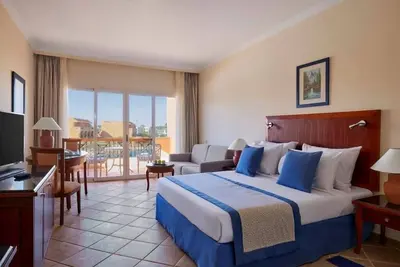 Image de Scenic All-Inclusive Escape l 3 Pool-view Rooms + Spa, Courts & Kids Club Fun