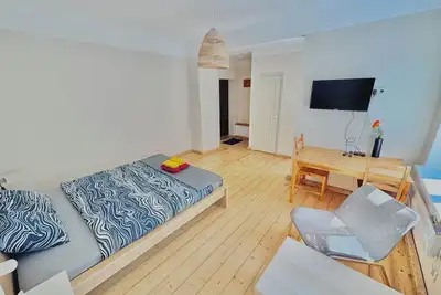 Image de Comfortable and Charming Studio Apartment w/ Free Parking