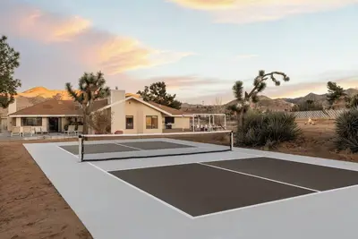 Image de Perfect Group Retreat w/ Pool, Spa & Pickleball