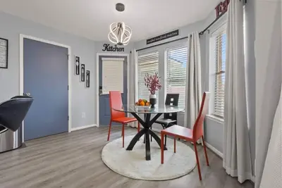 Image de Serene 4br Home in Peaceful Sugar Land – Perfect for Families, Professionals