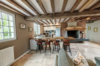 Image de Une authentique et moderne longère en plein cœur de la Sologne