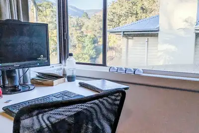 Image de Terraces of Warburton - a cozy, four-bedroom house with mountain views