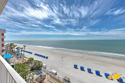 Image de Ram Sea 513 is a Gold Tier 3-bedroom 2 bath Gulf Front Condo