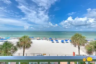 Image de Ram Sea 205 is a Silver Tier 3-bedroom 2 bath Gulf Front Condo