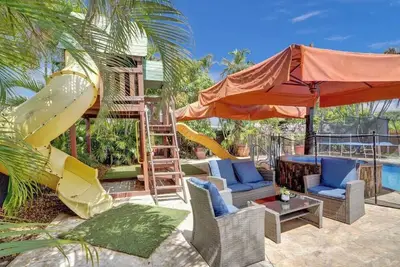 Image de Luxury Villa: Heated Pool & Hot Tub w/ Playground