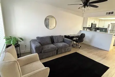 Image de Charming 1-bedroom apartment with WiFi/ king size bed in Mesa/ Tempe area!