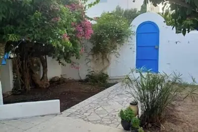 Image de Small Kelibian House