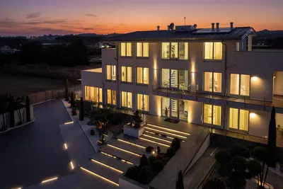 Image de Vanity Tail Luxury Apartment - 4
