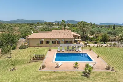Image de Finca Kelly - Quatre Chambres Villa, Couchages 8