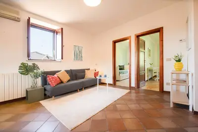 Nightingale House in Center Town