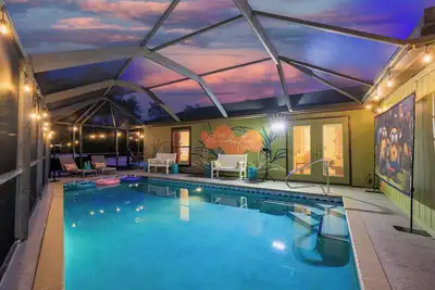 Image de Family Fun 4bd Oasis: Heated Pool, Hot Tub, Mini Golf in Resort-Style Backyard