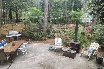 Image de Spacious 5-bedroom family house on one acre in charming Manteo