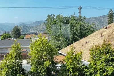 Image de Spiral Staircase guest house\nCharming 2-bedroom house with WiFi and Ac in Azusa