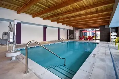 Image de Two Clean and Modern Units Perfect for Enjoying Wichita's Downtown