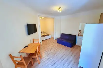 Image de Quiet Studio Apartment in a Convenient Neighborhood with Free Parking
