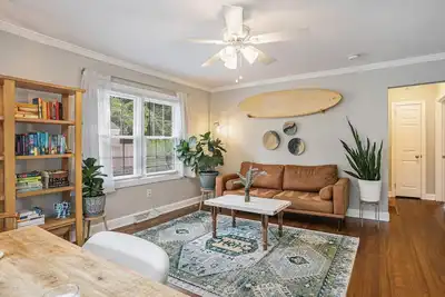 Image de Casa de Olas~3br/2ba Home with Backyard Oasis!