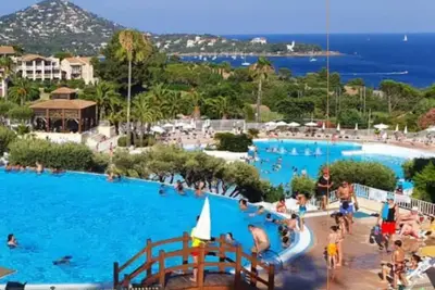 Image de Vacances de standing entre mer et montagne avec grand parc aquatique gratuit!