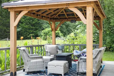 Image de Charming Guest House – 1br + Sleeping Nook, Full Kitchen, Gazebo, & Boat Parking