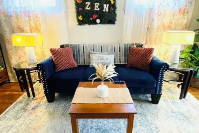 Image de Cozy Zen 3 I Relax & Recharge l 2br Peaceful Vibe in Cleveland Hts l Uh, Clinic