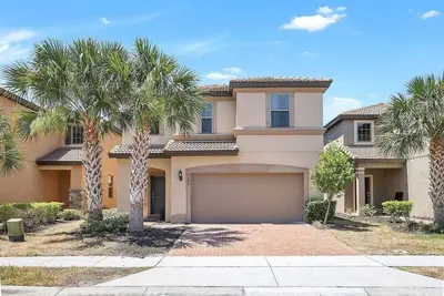 Image de 5548 Solterra Room | Full Bed & Shared Bathroom