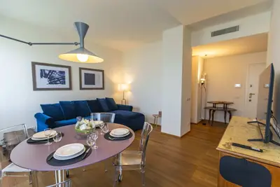 Image de SkyAttic - 801 by Houset