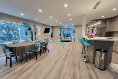 Image de Updated 3 bedroom & 2 bath w backyard near Beverly Hills Lacma & Museums. A+