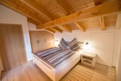 Image de Appartement 'Tscharfhof' avec vue sur la montagne, terrasse privée et Wi-Fi