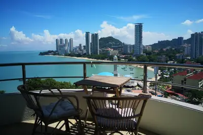 Image de Elegant 121 sqm apartment with fantastic sea views