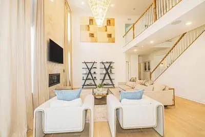 Image de Stylish & spacious 7br Glen Dale Home w/ Game Room