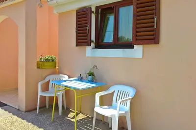 Image de Garçonnière avec la terrasse et la vue sur le mer Sutomiscica, Ugljan (As-912-a)