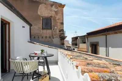 Image de Salvatore Guarnera house in Palazzo Botta 3 minutes from the cathedral