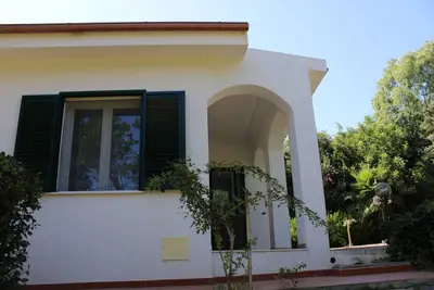 Image de House surrounded by greenery just a few minutes drive from the most beautiful beaches of Alghero