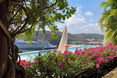 Image de 1 Br Oceanfront Condo at Spectacular Sueno Real