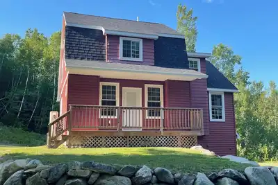 Image de Fall Foliage Peaceful Rustic Family Cottage Dogs Welcome
