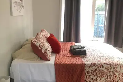 Image de Not Pretty. Not Fancy. But It Works. 7br Crash Spot