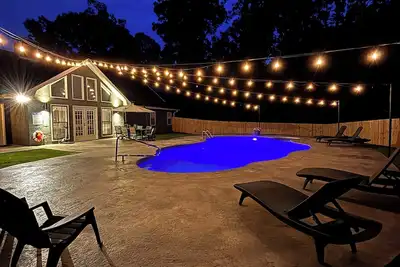 Image de Spacious Getaway Near Atl - Sleeps 8 - Pet Friendly