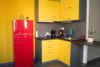 Image de An apartment in the heart of Athens near famous str Ermou and Romanian Agora.