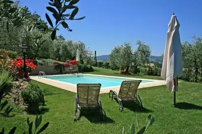 Image de Brunello - Cozy cottage located in a peaceful & panoramic position in Tuscany