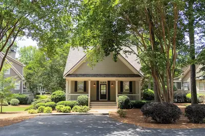 Image de Escape to Reynolds Retreat A 4-Br / 3. 5-Bath Home In Marina Cove & Near The Ritz