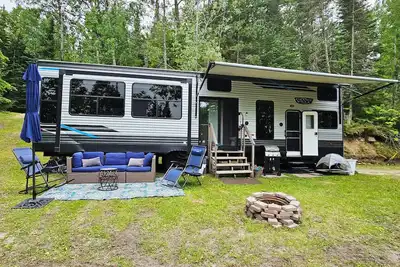 Image de Luxury Lakefront Glamping near Itasca State Park + wifi, fit pit, & gas grill