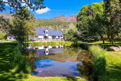 Image de Luxe Retreat at Celebration Pond - 6br, 4. 5 Ba, Wifi, A/C, HotTub