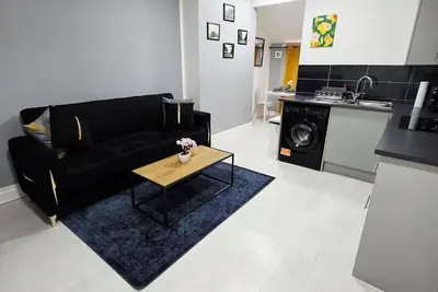 Image de Excellent location 2-bedroom apartment