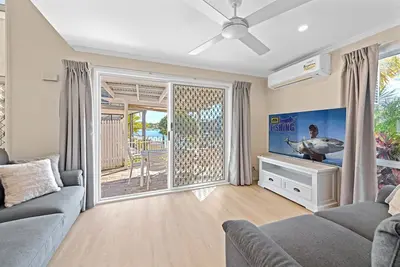 Image de Family-Friendly Flat with Balcony Views