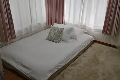 Image de Tokyo Downtown is a recently renovated homestay offering rooms with air conditioning and free Wi-Fi. While staying in a homestay, you will have access to a private entrance.