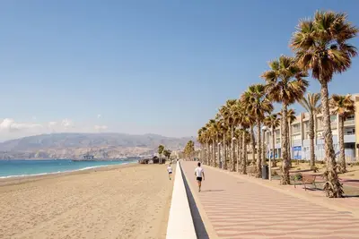 Image de Apartment 100 m from the beach. With outdoor shower.