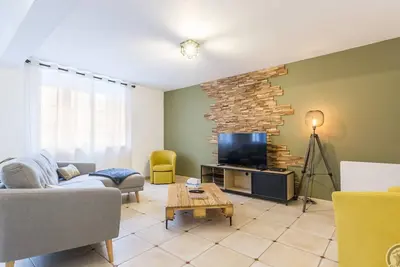 Image de Confort à Carentan : Maison familiale près du port