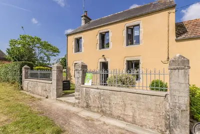 Image de Charmante maison normande avec poêle à bois et jardin, proche plages du Débarquement